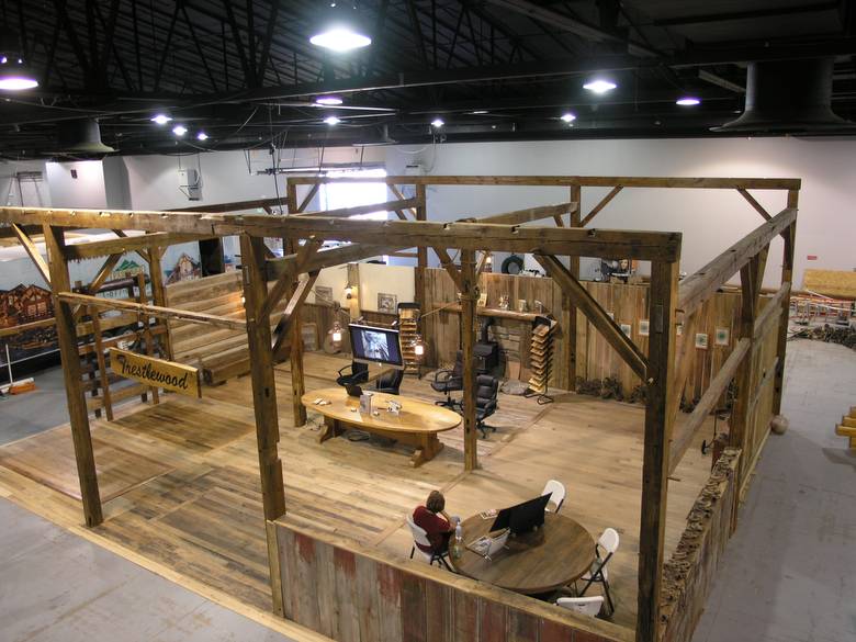 Denver Log and Timbe Frame Show / Trestlewoods "Barn Frame Booth"